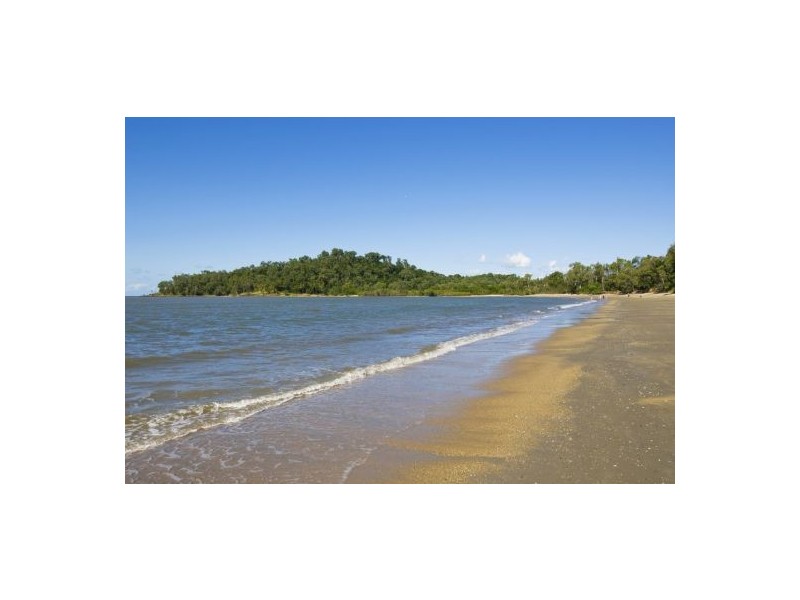 52 KEWARRA STREET, KEWARRA BEACH, Cairns QLD 4870