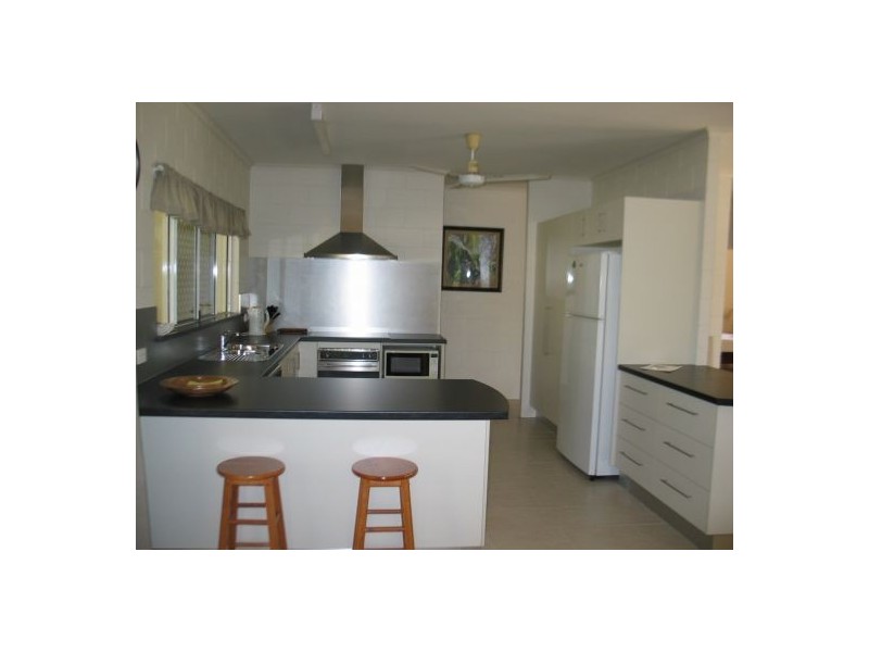 19 Jules Street, Kewarra Beach QLD 4879