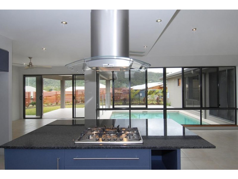 Trinity Beach QLD 4879