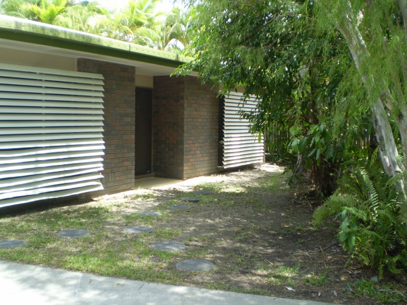 Clifton Beach QLD 4879
