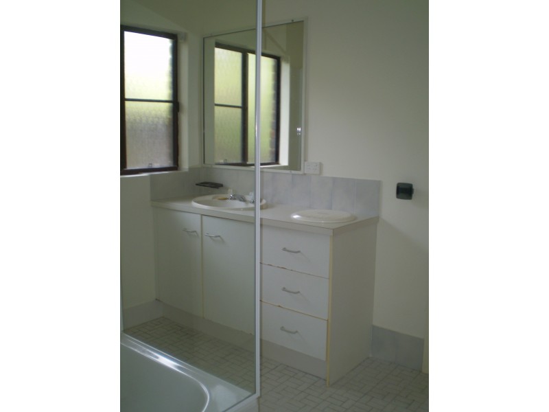 Clifton Beach QLD 4879