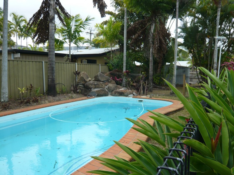 Kewarra Beach QLD 4879