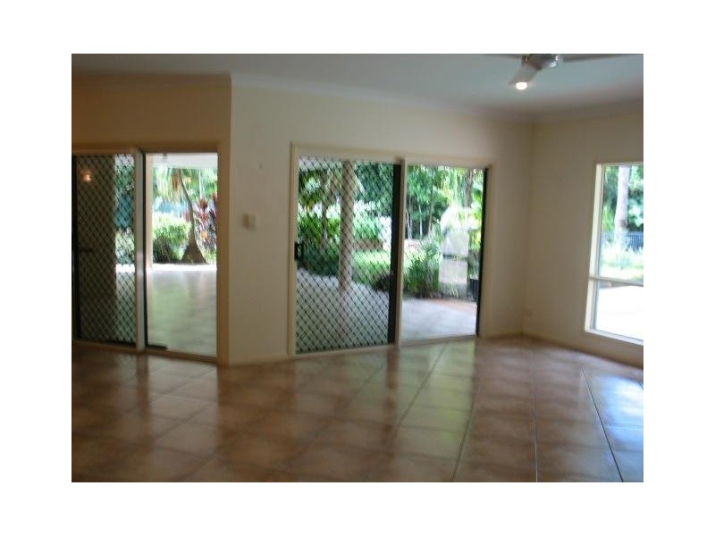 Clifton Beach QLD 4879