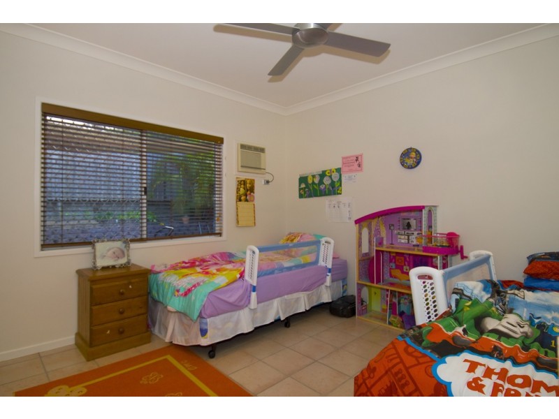 13 PELLOWE STREET, Clifton Beach QLD 4879