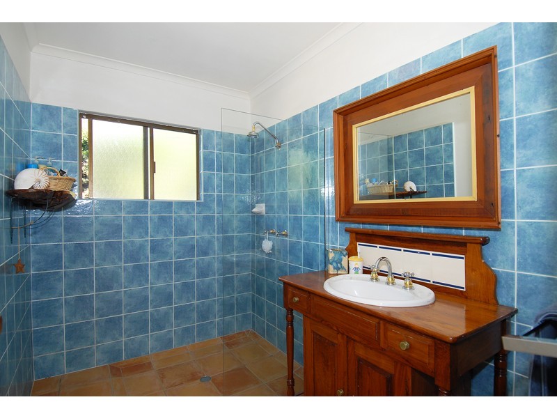 18 Amaroo Court, Smithfield QLD 4878