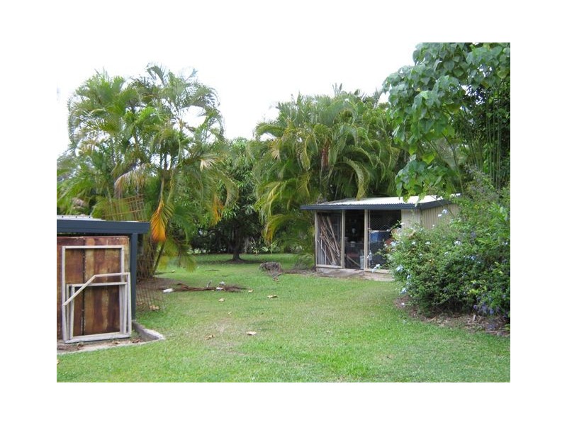 21 ALEXANDRA STREET, CLIFTON BEACH, Cairns QLD 4870