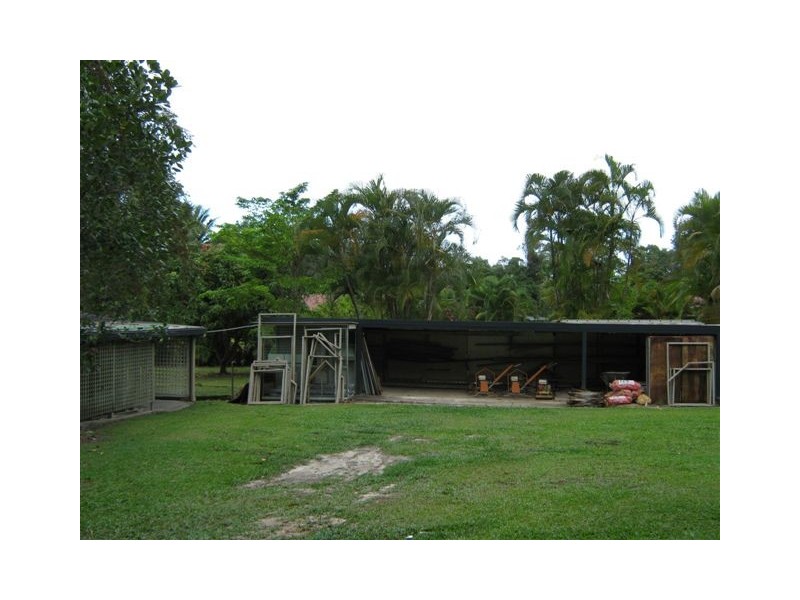 21 ALEXANDRA STREET, CLIFTON BEACH, Cairns QLD 4870