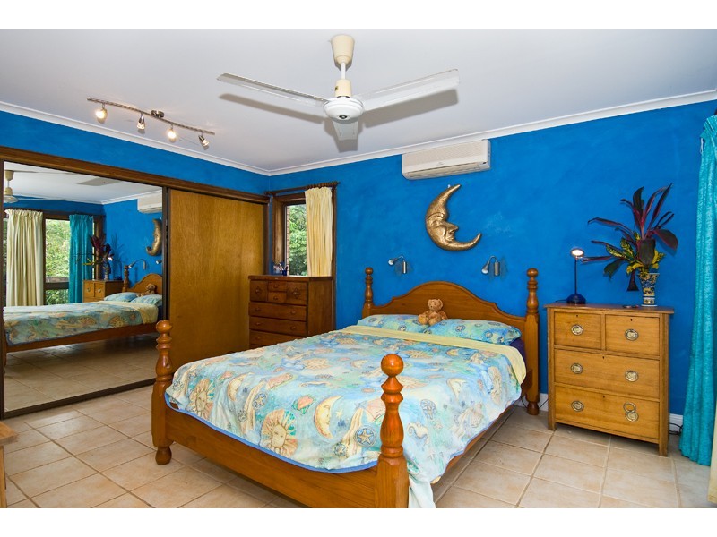 16 NICHOLAS STREET, Clifton Beach QLD 4879