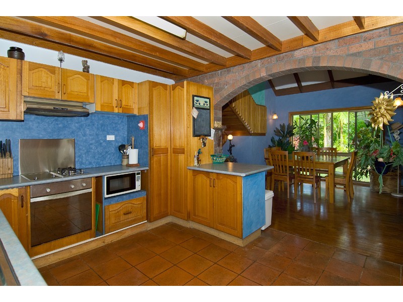 16 NICHOLAS STREET, Clifton Beach QLD 4879