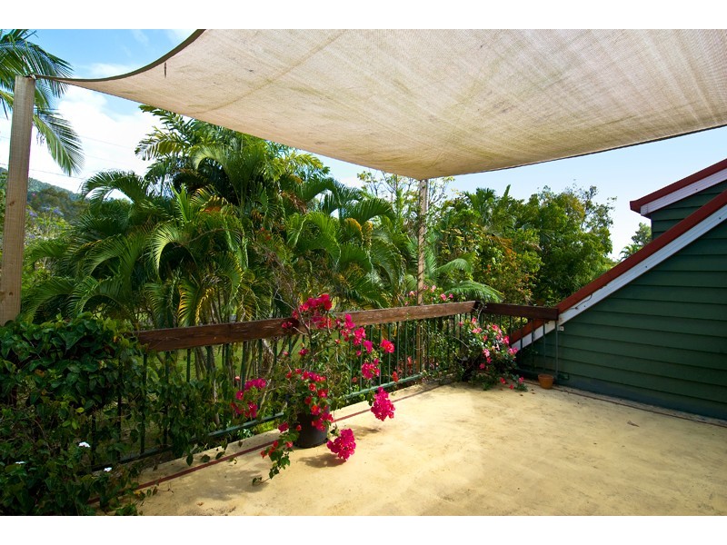 16 NICHOLAS STREET, Clifton Beach QLD 4879