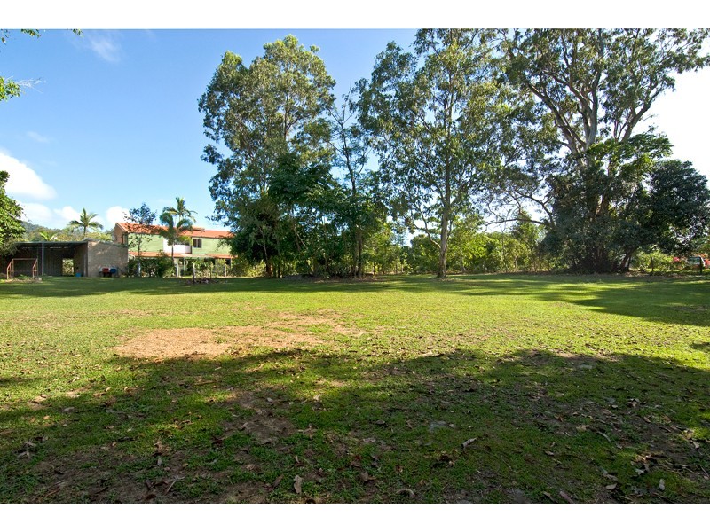 16 NICHOLAS STREET, Clifton Beach QLD 4879