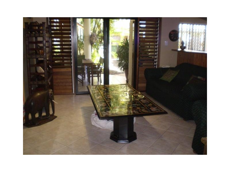 34 OLIVA STREET, Palm Cove QLD 4879