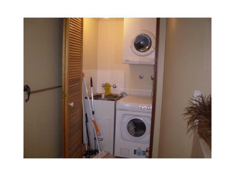 34 OLIVA STREET, Palm Cove QLD 4879