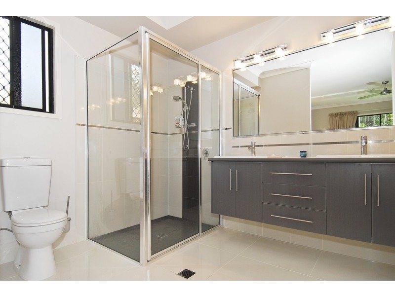 56 LEONARDS ACCESS, Kewarra Beach QLD 4879