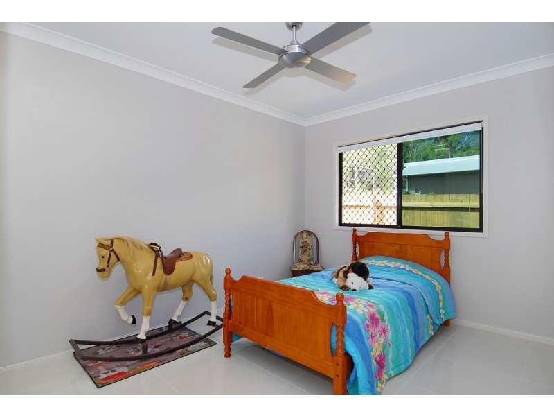 56 LEONARDS ACCESS, Kewarra Beach QLD 4879