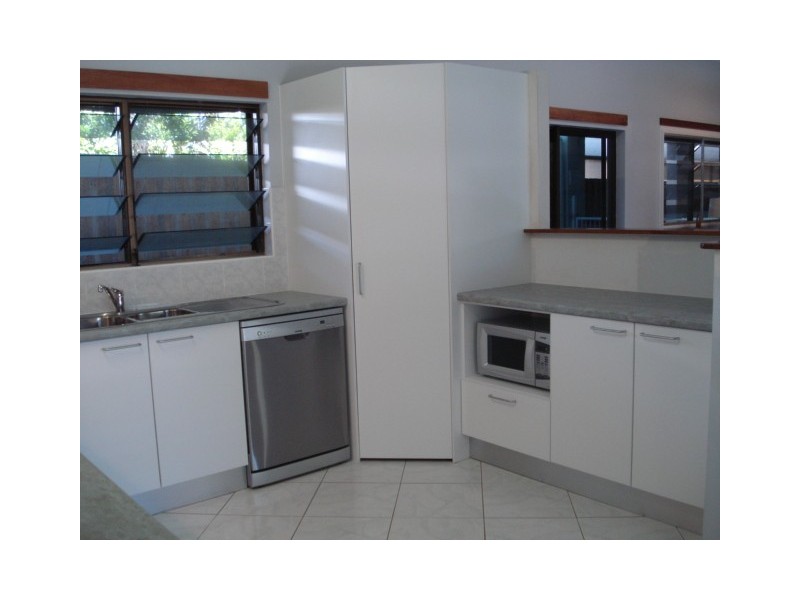 Kewarra Beach QLD 4879