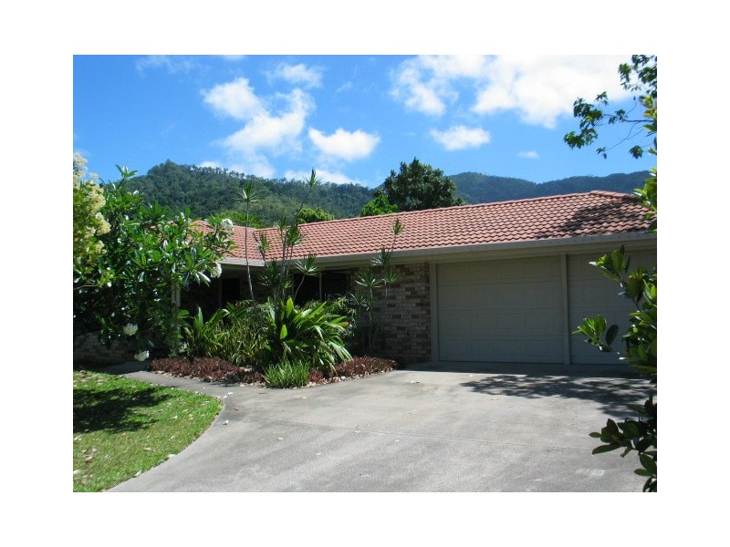 65 MOORE RD, Kewarra Beach QLD 4879