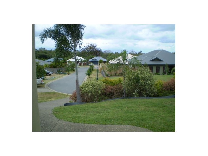 10 COCUS CRES, Palm Cove QLD 4879