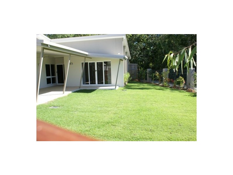 41 Muller Street, Palm Cove QLD 4879