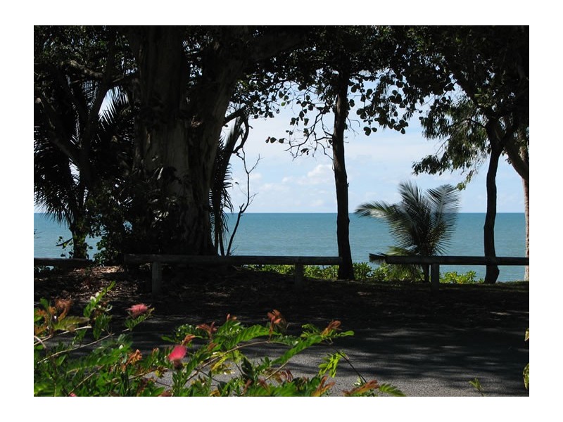141 ARLINGTON ESPLANADE, Clifton Beach QLD 4879