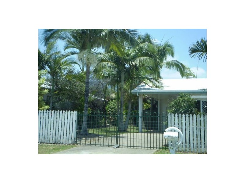 14 Plaintain Street, Kewarra Beach QLD 4879