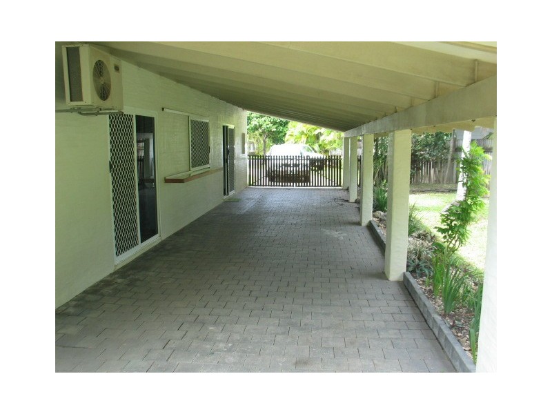 Kewarra Beach QLD 4879