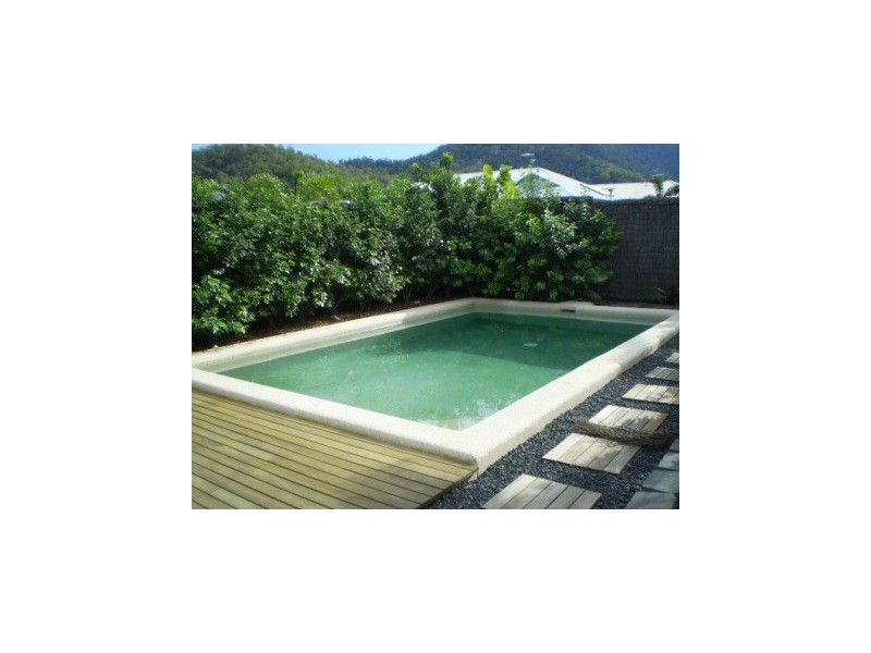 Kewarra Beach QLD 4879