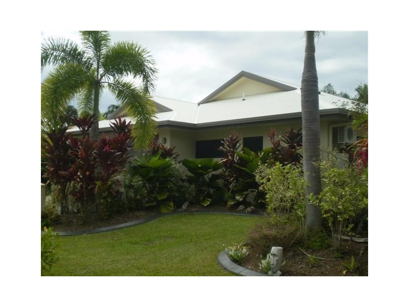 15 CASTOR STREET, CLIFTON BEACH, Cairns QLD 4870