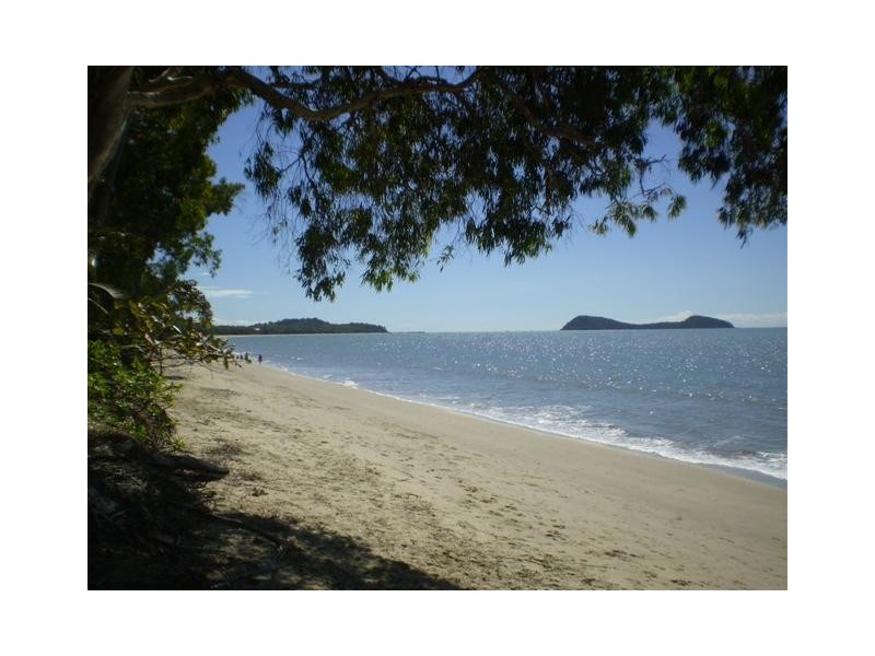 17 SATELLITE STREET, Clifton Beach QLD 4879