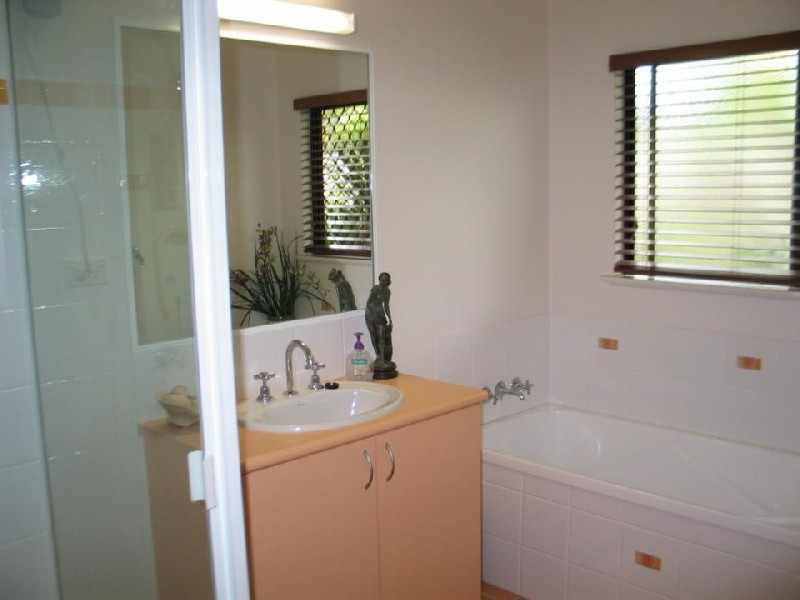 Kewarra Beach QLD 4879