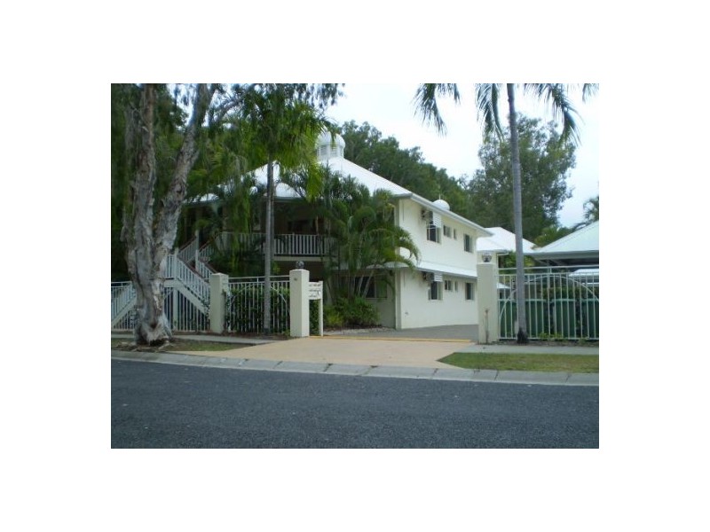 6/34 Oliva Street, Palm Cove QLD 4879