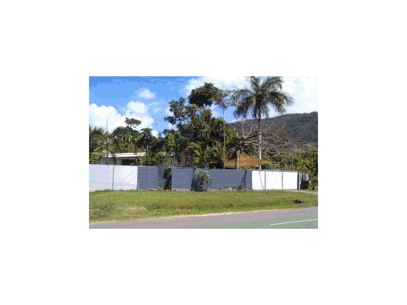 55 VEIVERS ROAD, Palm Cove QLD 4879