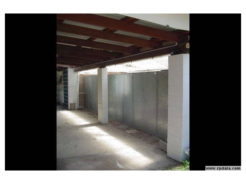55 VEIVERS ROAD, Palm Cove QLD 4879