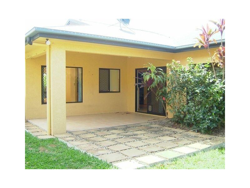 Clifton Beach QLD 4879