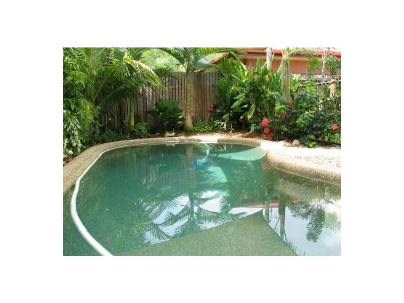 Clifton Beach QLD 4879