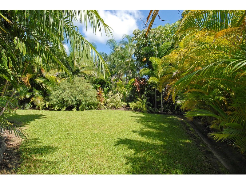 28 LILY COURT, Clifton Beach QLD 4879