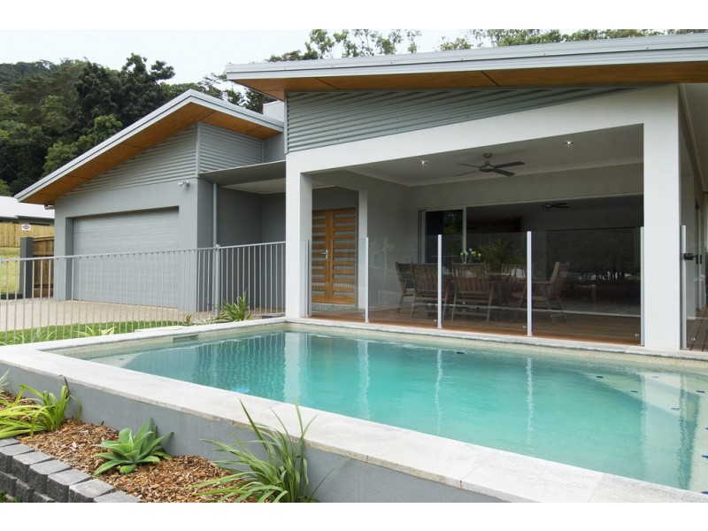 31 Propeller Court, Trinity Beach QLD 4879