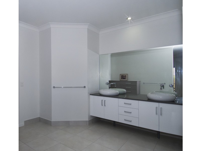 31 Propeller Court, Trinity Beach QLD 4879