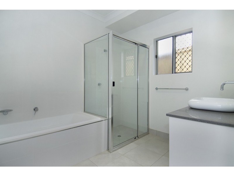 31 Propeller Court, Trinity Beach QLD 4879