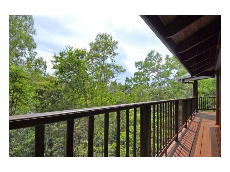 25-27 LARK CLOSE, CLIFTON BEACH, Cairns QLD 4870