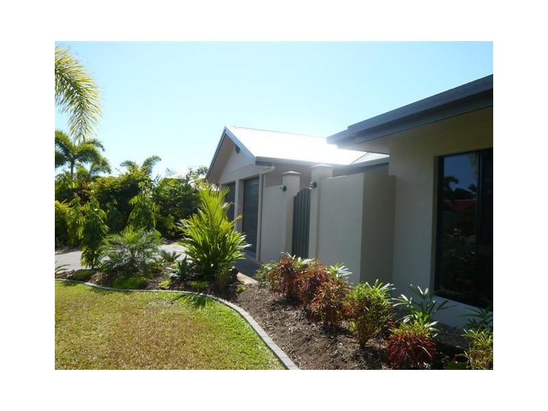 19 CASTOR STREET, Clifton Beach QLD 4879