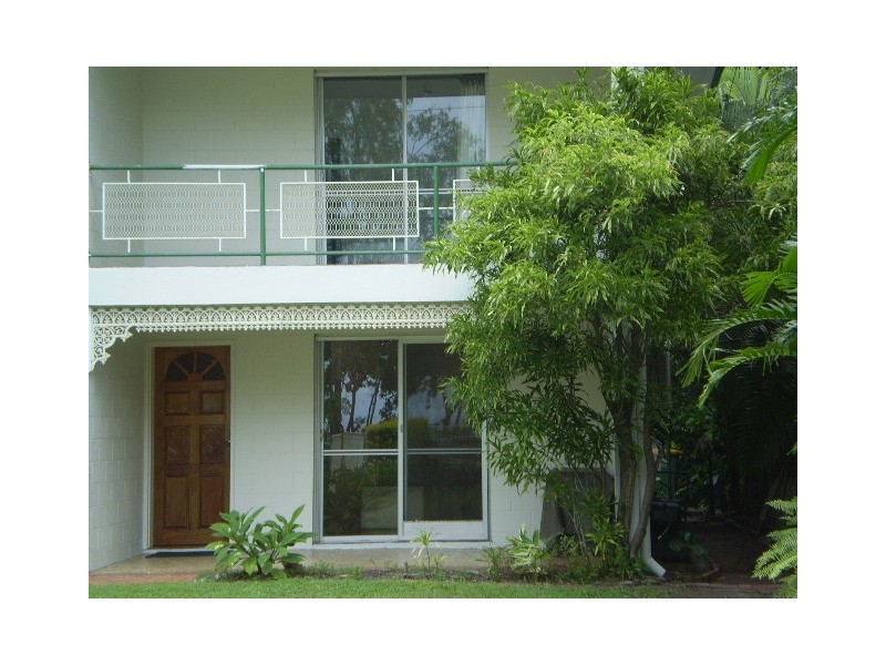 Clifton Beach QLD 4879