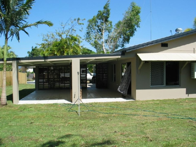 Kewarra Beach QLD 4879