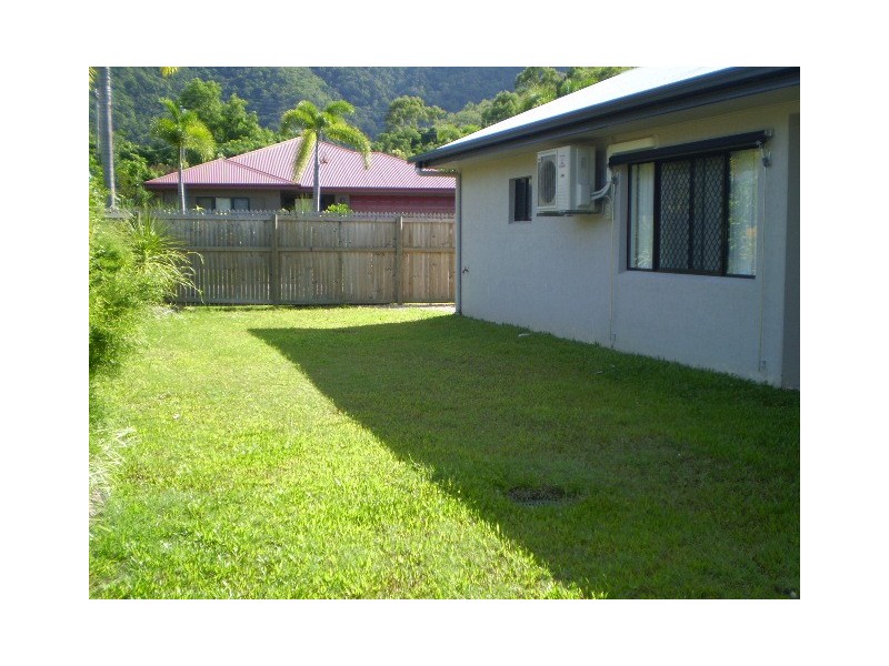 Clifton Beach QLD 4879