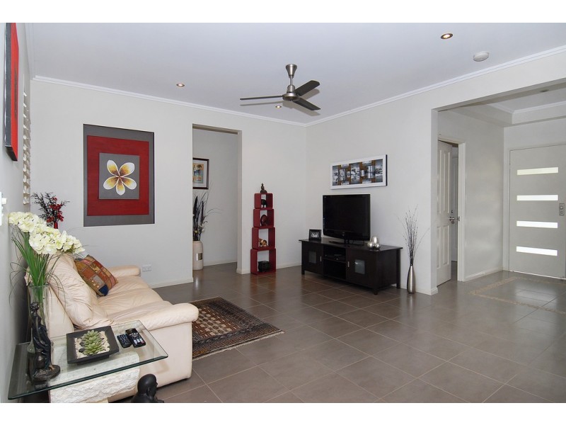 6 TANJONG CLOSE, Kewarra Beach QLD 4879