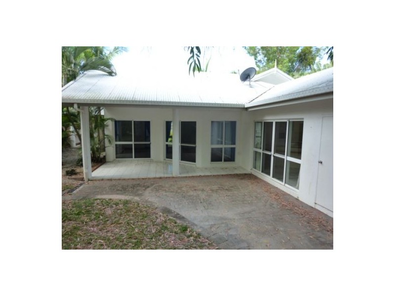 39 YULE AVE, Clifton Beach QLD 4879