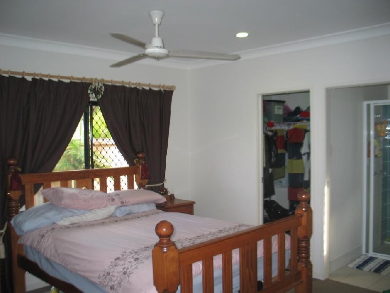 Kewarra Beach QLD 4879