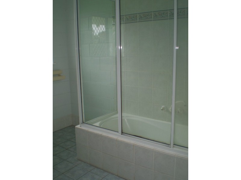 Kewarra Beach QLD 4879