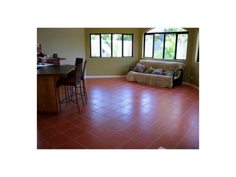 7 WARANA CLOSE, Kewarra Beach QLD 4879