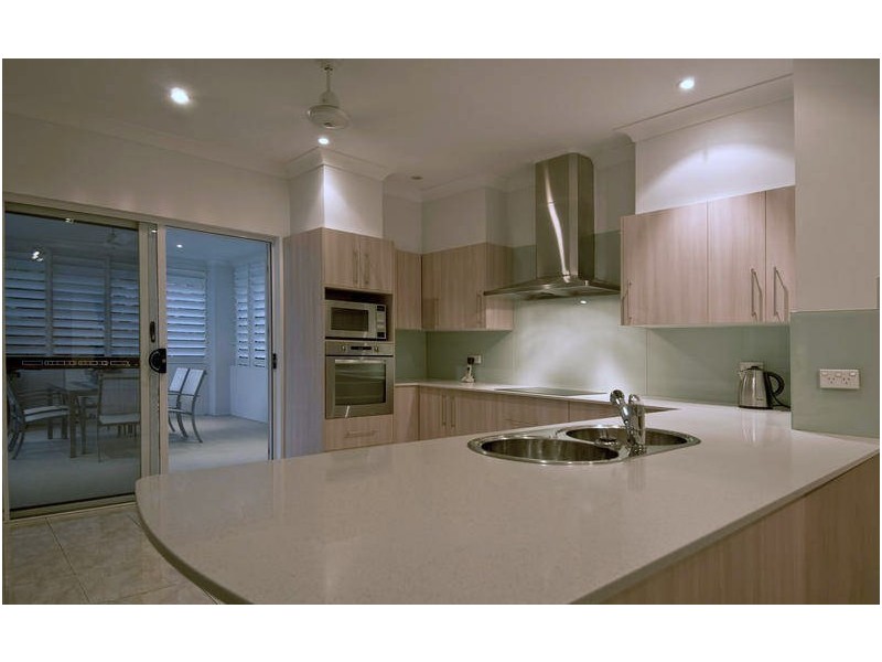 10A ST CRISPIN STREET, CLIFTON BEACH, Cairns QLD 4870